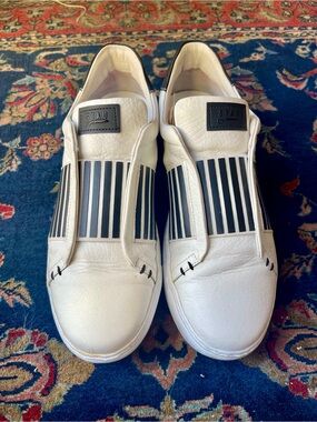 White Slip-On Leather Sneakers with Black Stripe Detail